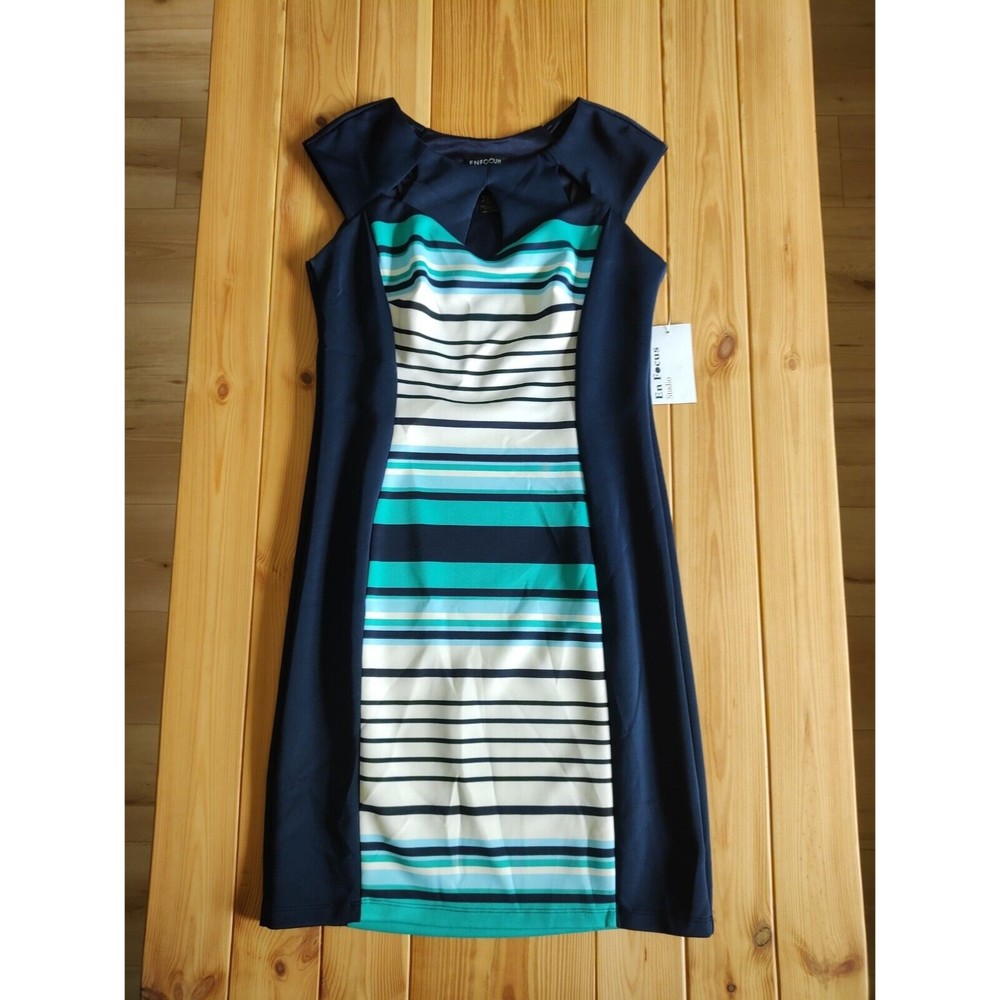 Artsy Fitted Dress Size 8 Stripped Sophisticated for Work or Pleasure Slimming